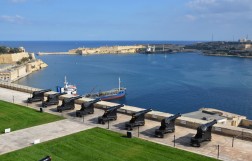 Салютная батарея на Мальте