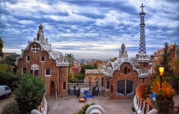 Парк Гуэль в Барселоне