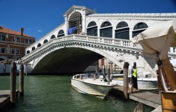 Мост Риальто в Венеции