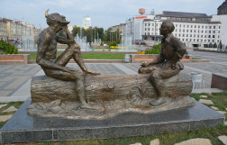 Скульптура "Загадки Шурале" в Казани