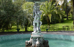 Фонтан "Амуры" в  Дендрарии Сочи