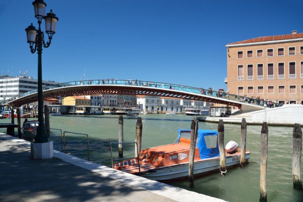 Мост Конституции в Венеции