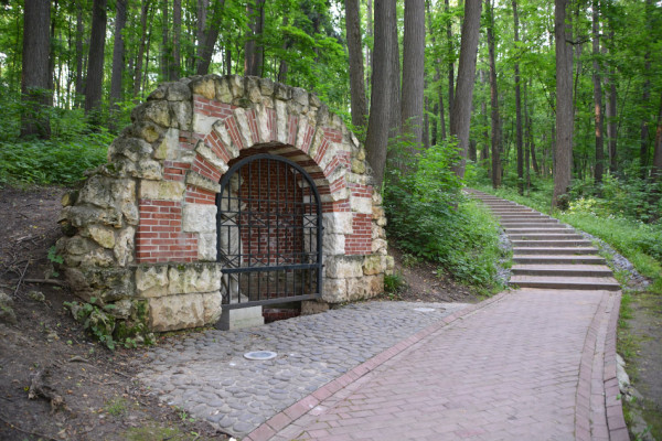 Грот на Глухой дорожке, Царицыно