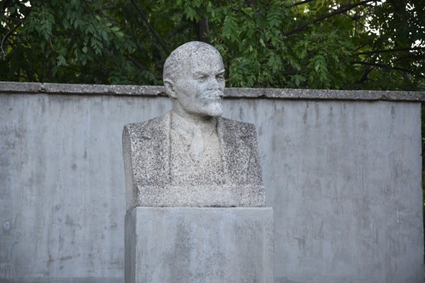 Бюст В.И. Ленина (Минеральные Воды)